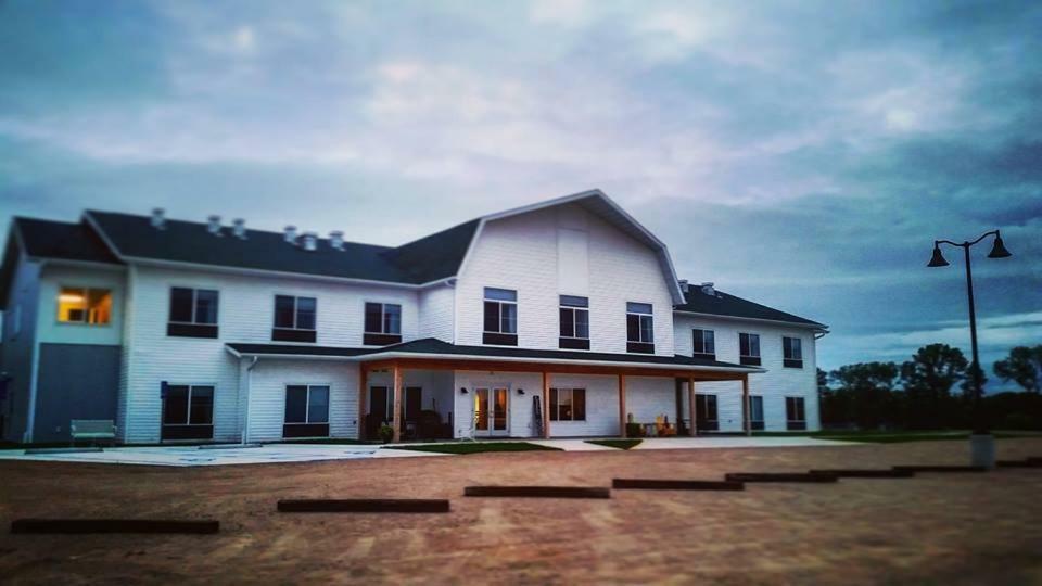 Lakes Inn at Dunvilla Buitenkant foto
